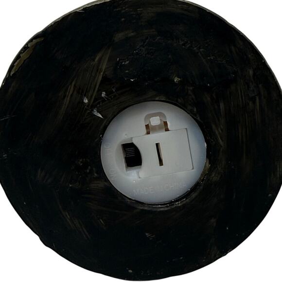 Resin Dragon Night Light 6" Stained Glass Look Fantasy Lamp Battery Operated - Picture 4 of 7